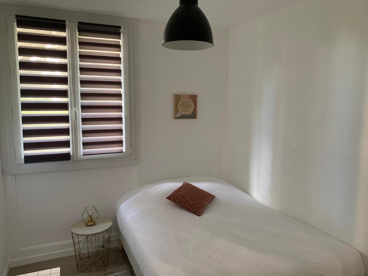 Ferienwohnung Au Coeur Du Parc Lyon Exterior foto